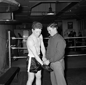 Boxer Dennis Pleace in training. 18th April 1962 Boxer Dennis Pleace in training. 18th April 1962