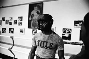 Images Dated 30th October 1985: Boxer Errol Christie training for his fight against Mark Kaylor in the Thomas O'