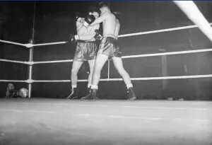Boxing Leicester 1950 Jack Gardner beats Johnny Williams in eliminator for British Boxing Leicester 1950 Jack Gardner beats Johnny Williams in eliminator for British