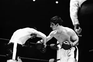 Boxing match between Jimmy Tibbs (white shorts) v Franco Macchia Boxing match between Jimmy Tibbs (white shorts) v Franco Macchia