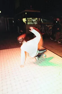 Images Dated 8th April 1998: Breakdancing at the After Dark Club, Reading, 8th April 1998