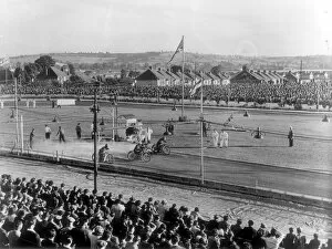 Supporters And Spectators Gallery: Bristol Times, Speedway, the Bristol Bulldogs perform at the Knowle Stadium in the 1950s