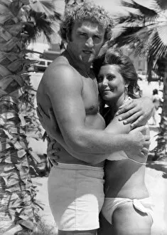 Images Dated 1st January 1975: British boxer Joe Bugner and Marlene Carter. Circa 1975
