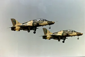 Images Dated 18th January 1991: The British built trainer jet BAE Hawk of the Royal Saudi Air Force take off side by side