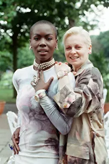 Images Dated 21st July 1992: British fashion designer Vivienne Westwood, pictured with model Chrissie