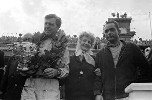 00150 Gallery: British Grand Prix Formula One at Aintree July 1961 winners on the podium