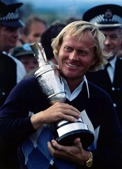 Images Dated 1st July 1978: British Open 1978. St Andrews, Scotland, July 1978. Jack Nicklaus with Open Championship