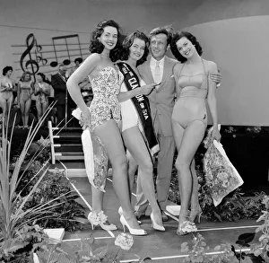 British singer and actor Gary Miller with beauty queens left to right: Gail Sheridan British singer and actor Gary Miller with beauty queens left to right: Gail Sheridan