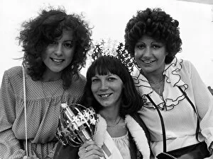 British Steel Gala Queen Linda Coxhall, with Debbie Crosby (left) and Julie Watson (right