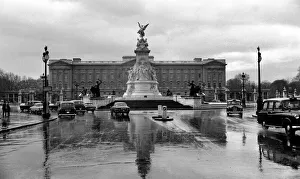 Buckingham Palace. February 1975 75-00836-003 Buckingham Palace. February 1975 75-00836-003