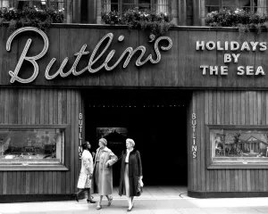 Holidaymakers Gallery: Butlins holiday camp, October 1961