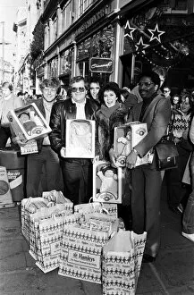 Images Dated 3rd December 1983: Cabbage Patch Dolls at Hamleys, top London toy store. Hundreds of people clamoured for