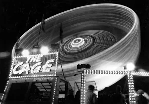 Images Dated 9th November 1995: The Cafe fairground ride at Abergele Bonfire & Fair. 9th November 1995