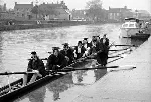 Mirror/0500to0599 00572/cambridge university boat crew training river Mirror/0500to0599 00572/cambridge university boat crew training river