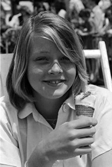 Images Dated 24th May 1976: Cannes Film Festival May 1976 Jodie Foster A©Mirrorpix. com