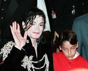Images Dated 9th May 1997: CANNES FILM FESTIVAL. MICHAEL JACKSON AFTER THE SHOWING OF HIS FILM GHOSTS