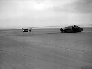 Captain Malcolm Campbell's Racing Car Bluebird - January 1927 at Pendine Sands Captain Malcolm Campbell's Racing Car Bluebird - January 1927 at Pendine Sands