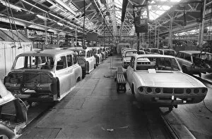 Images Dated 14th February 1973: Carbodies factory, producing The London Taxi. The London Taxi Company was a taxi