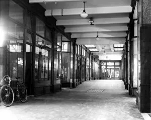 Cardiff - Arcades - Dominian Arcade -14th October 1958 - Western Mail