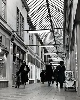 Cardiff - Arcades - Wyndham Arcade - 10th December 1962 - Western Mail and Echo Ltd