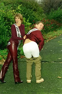 Images Dated 26th November 1998: Carol Smillie TV Presenter November 98 Who has been voted Rear Of The Year pictured