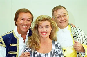 The cast of Cinderella at the Birmingham Hippodrome, including Des O' The cast of Cinderella at the Birmingham Hippodrome, including Des O'
