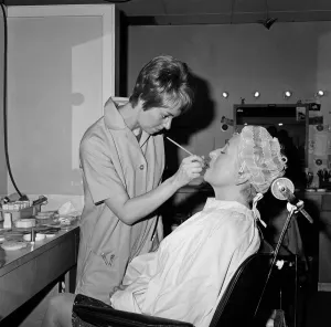 The cast of Coronation Street on set. Doris Speed in makeup. 16th April 1968 The cast of Coronation Street on set. Doris Speed in makeup. 16th April 1968