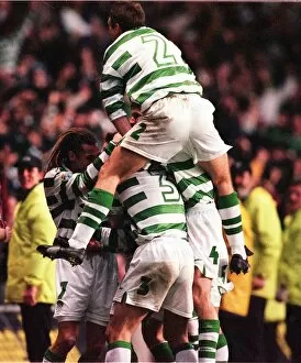 Images Dated 2nd January 1998: Celtic versus Rangers Scottish Football 2nd January 1998 premier league
