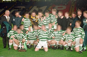 Images Dated 30th April 1996: Celtic Youth team celebrate with the trophy following their 4-1 victory over Dundee in