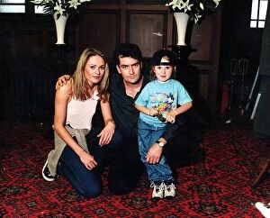 Images Dated 12th August 1997: Charlie Sheen with Leandra Strand and daughter Tyla in August 1997