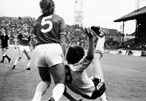 00260 Gallery: Charlton 0 v. Arsenal 2. Division One Football. November 1986 LF20-20-001