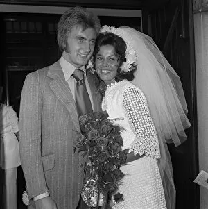 Images Dated 17th July 1971: Chelsea Alan Hudson weds Maureen Odoherty 1971