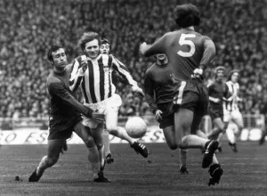 Chelsea v Stoke City 1972 League Cup Final Chelsea captain Ron Harris (left Chelsea v Stoke City 1972 League Cup Final Chelsea captain Ron Harris (left