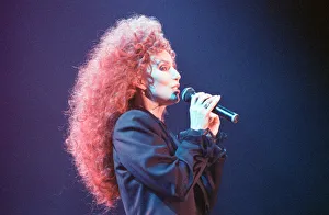 Mirror/1300to1399 01399/cher american singer love hurts tour Mirror/1300to1399 01399/cher american singer love hurts tour