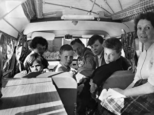 Five children, their names starting from the eldest: Carol Allan: Michael: Kenneth: Susan Five children, their names starting from the eldest: Carol Allan: Michael: Kenneth: Susan