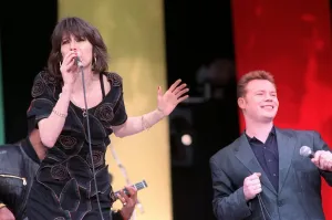 Chrissie Hynde at Nelson Mandela Concert June 1988 performing with Ali Campbell Chrissie Hynde at Nelson Mandela Concert June 1988 performing with Ali Campbell