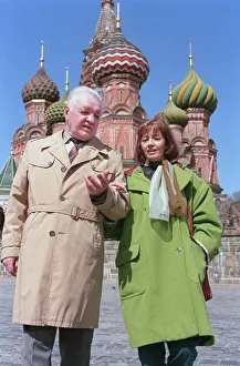 Images Dated 1st April 1993: CHRISTINE KEELER IN MOSCOW WITH EUGENE IVANOV - APRIL 1993. CODE: 374145