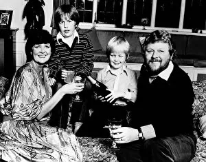Images Dated 16th May 1980: Cilla Black TV Entertainer - Singer - Blind Date - with her husband Bobby Willis
