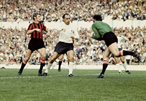 City Keeper Joe Corrigan heaads off Alan Gilzean of Spurs / Tottenham Hotspur footbal City Keeper Joe Corrigan heaads off Alan Gilzean of Spurs / Tottenham Hotspur footbal