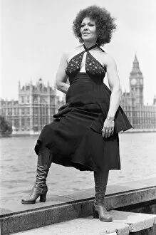 Images Dated 22nd June 1971: Cleo Laine who is appearing as 'Julie'in the new production of the famous