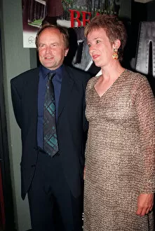 Images Dated 5th August 1997: Clive Anderson Tv presenter & wife Jane in August 1997 at the film premiere of Mr Bean