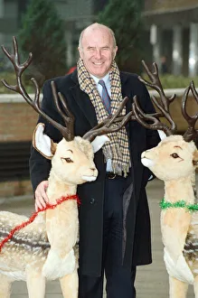Entertaniment Gallery: Clive James pictured at the BBC during Christmas time. 6th December 1990