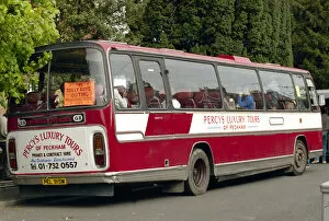Images Dated 18th May 1989: The coach used for the 1989 Only Fools and Horses Christmas Special '