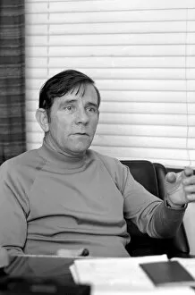 Images Dated 22nd December 1976: Comedian: Humour: Norman Wisdom. December 1976 76-07485-009