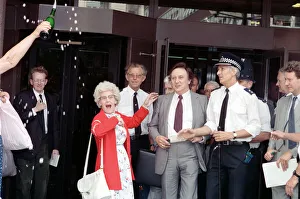 Images Dated 21st July 1989: Comedian Ken Dodd after being acquitted of tax evasion charges. Liverpool Crown Court