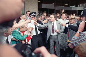 Images Dated 21st July 1989: Comedian Ken Dodd after being acquitted of tax evasion charges. Liverpool Crown Court