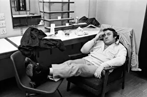 Images Dated 19th February 1975: Comedian Les Dawson in his dressing room at Yorkshire Television Studios