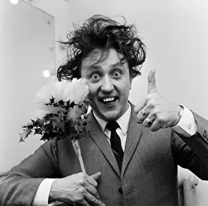 Comedian and singer Ken Dodd has been signed for a new series of London Palladium shows Comedian and singer Ken Dodd has been signed for a new series of London Palladium shows