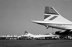 Images Dated 24th May 1976: Concorde at London Airport. 24th May 1976