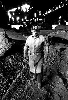 Mirror/0100to0199 00109/consett steelworks demolished 1981 09 01 81 Mirror/0100to0199 00109/consett steelworks demolished 1981 09 01 81